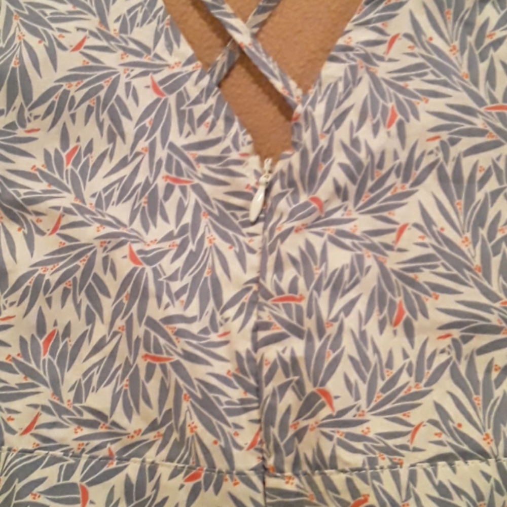 Romper - Picture 4 of 4